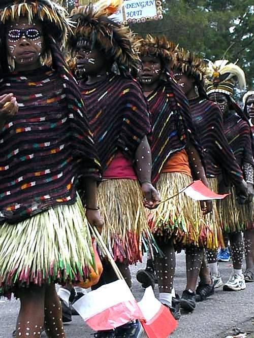 munro-07karnavalhias.jpg munro-07karnavalhias.jpg