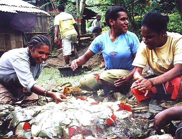 munro-10cookingfruitcrop.jpg munro-10cookingfruitcrop.jpg